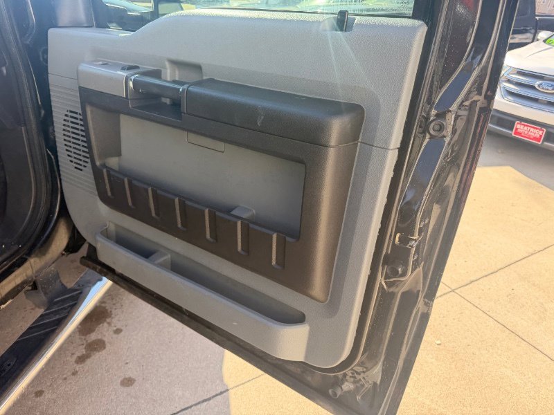 Used 2015 Ford F350 XLT image 17