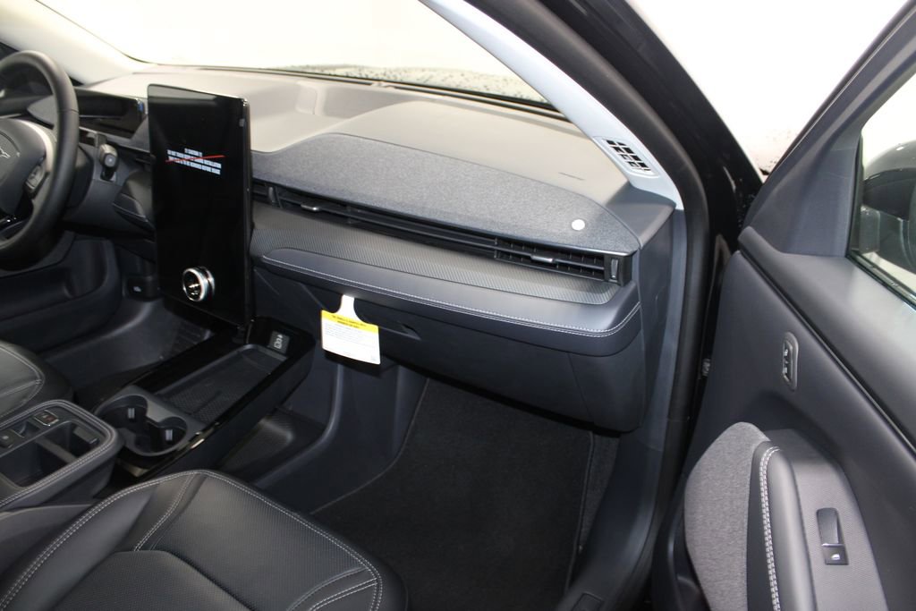 New 2025 Ford Mustang Mach-E Premium image 27