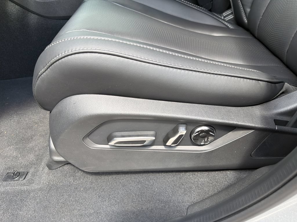 New 2026 Acura MDX w/ Technology Package FWD image 21