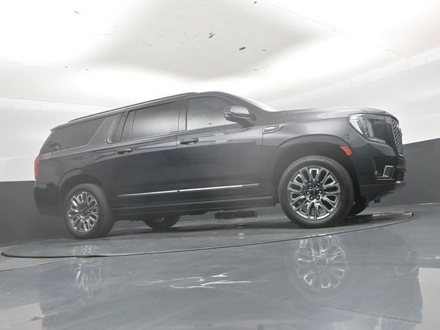 Used 2024 GMC Yukon XL Denali Ultimate AWD/4WD image 40