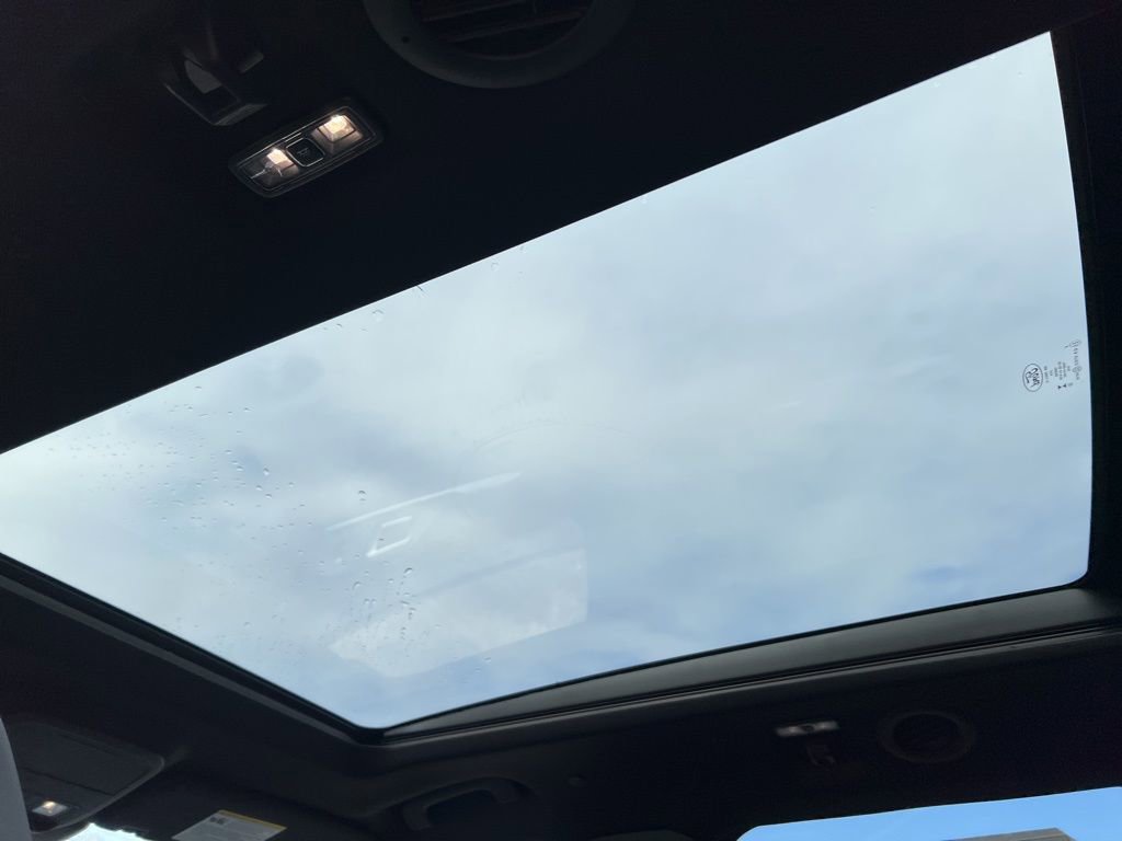 New 2026 Ford Explorer ST-Line w/ ST-Line Street Pack image 33