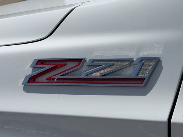 Used 2022 Chevrolet Tahoe Z71 w/ Luxury Package AWD/4WD image 9