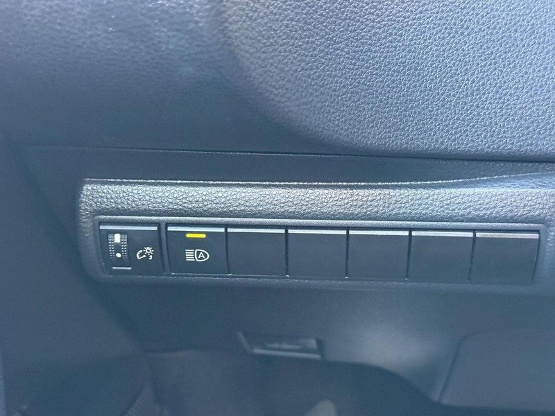 Used 2024 Toyota Corolla LE image 29