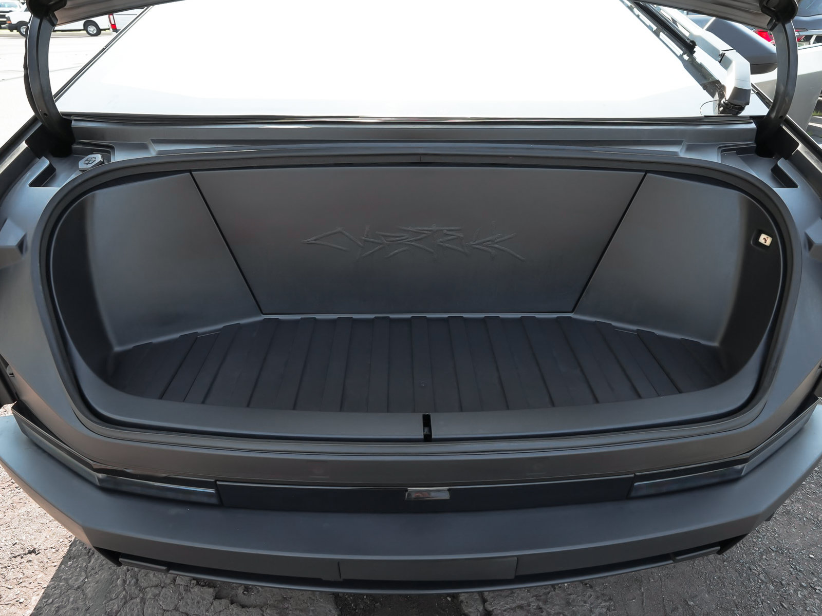 Used 2025 Tesla Cybertruck AWD Crew Cab image 52