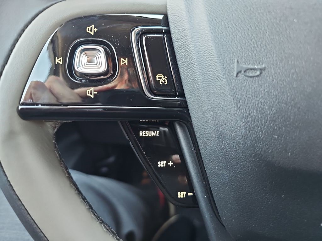 New 2025 Lincoln Corsair Reserve image 22