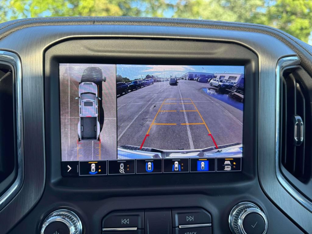 Used 2023 GMC Sierra 3500 Denali w/ Denali Ultimate Package AWD/4WD image 33