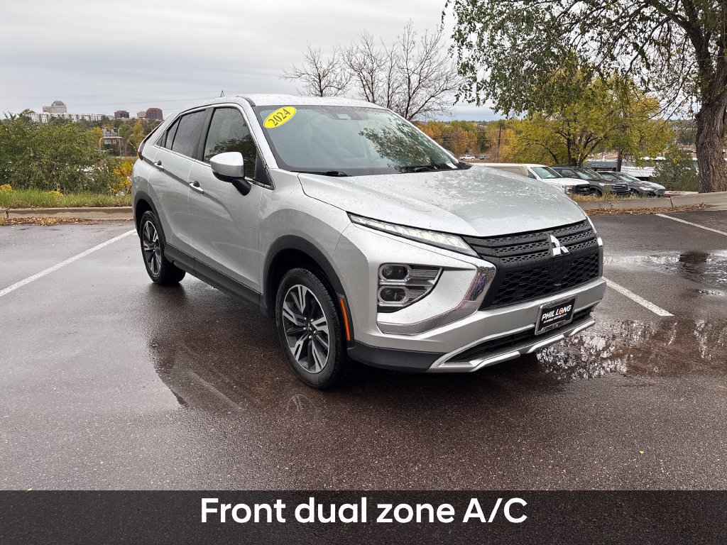Used 2024 Mitsubishi Eclipse Cross SE AWD/4WD image 3