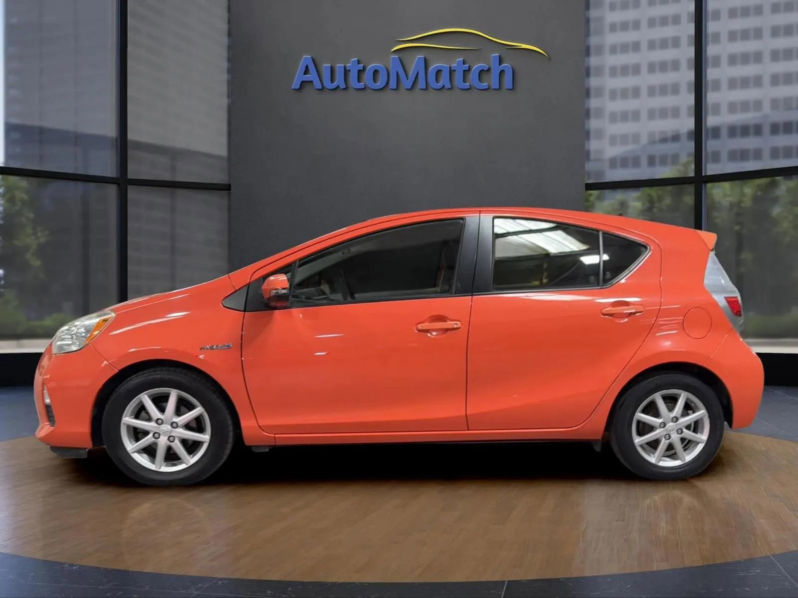 Used 2013 Toyota Prius C Three image 5