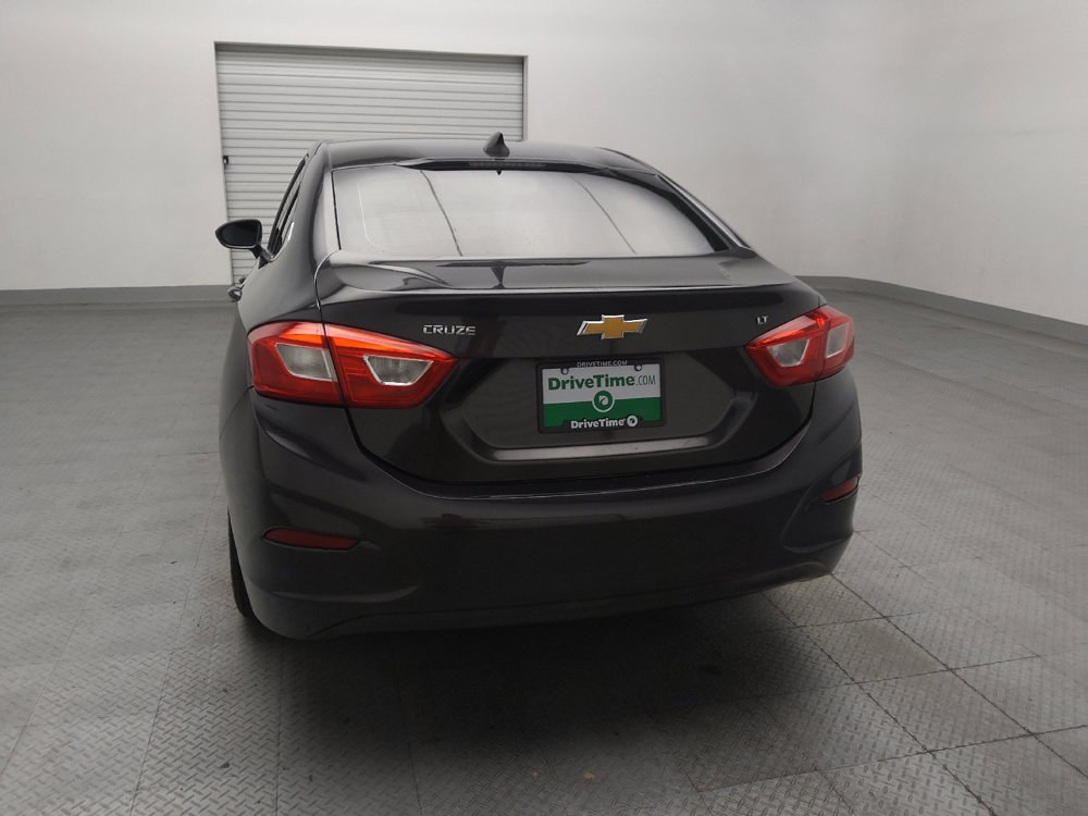 Used 2017 Chevrolet Cruze LT w/ Convenience Package FWD image 6
