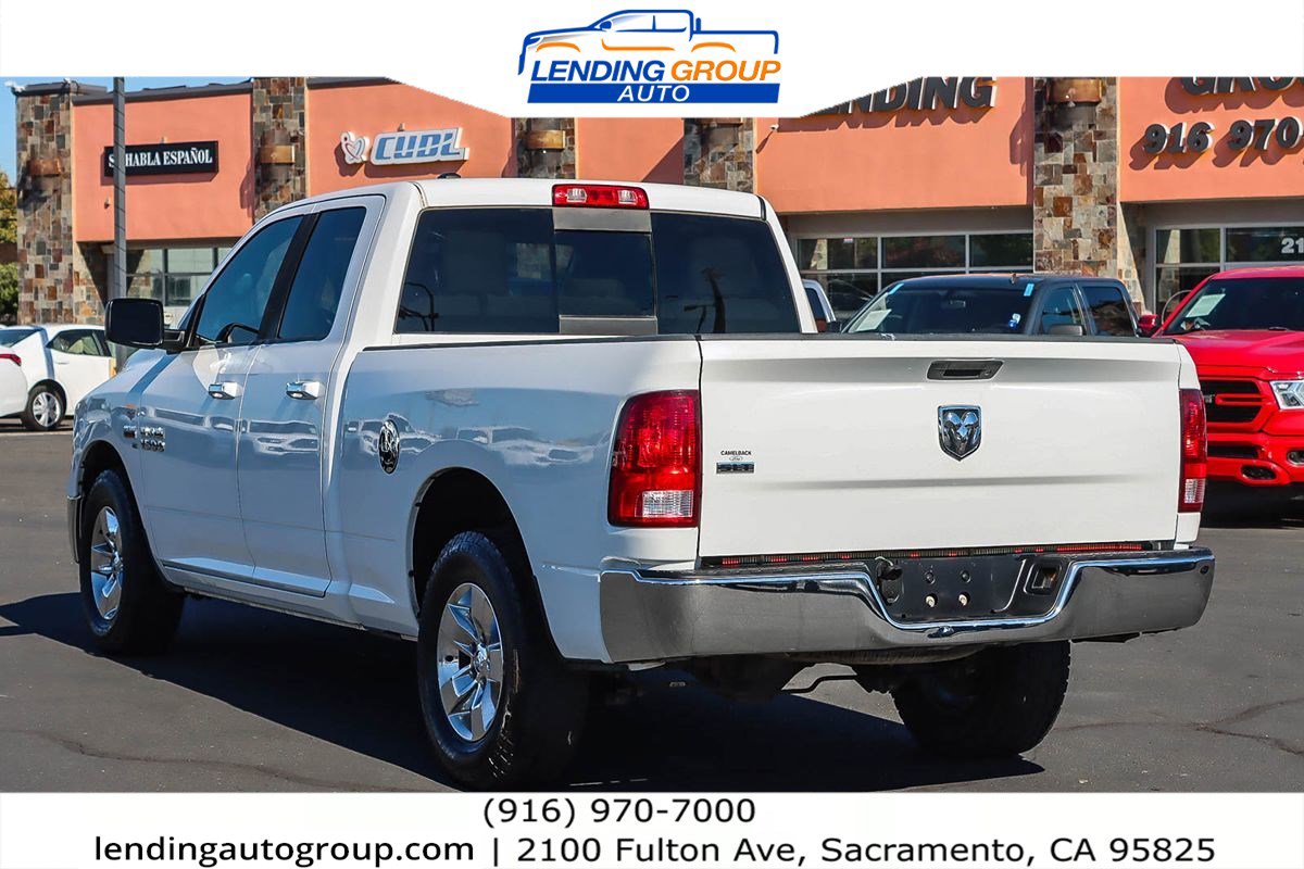 Used 2017 RAM 1500 Classic SLT image 2