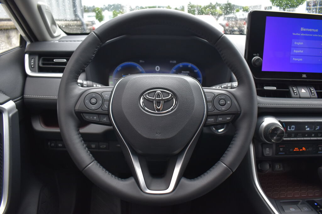 Certified 2023 Toyota RAV4 Limited w/ Limited Grade Weather Package AWD/4WD image 9