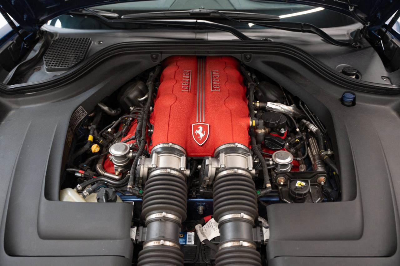 Used 2010 Ferrari California RWD image 79