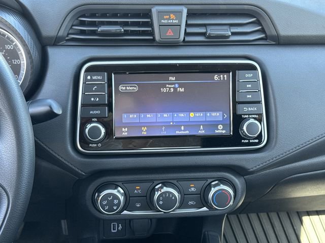 Used 2025 Nissan Versa S w/ Trunk Package image 16