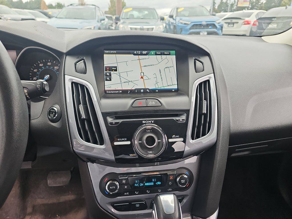 Used 2014 Ford Focus Titanium FWD image 28