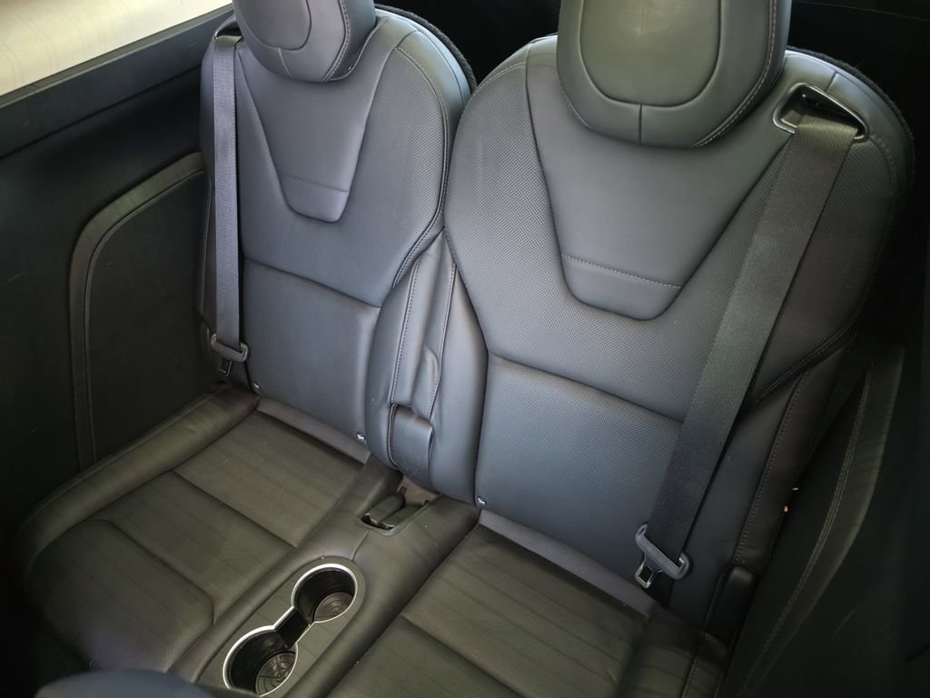 Used 2016 Tesla Model X 90D image 16