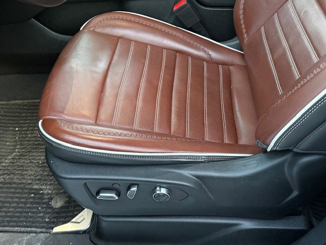 Used 2023 GMC Yukon XL Denali Ultimate image 42