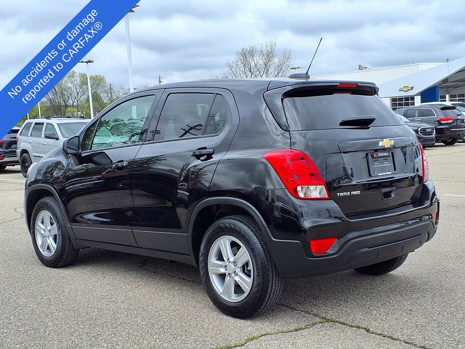 Used 2022 Chevrolet Trax LS w/ Tint and Cruise Package AWD/4WD image 8