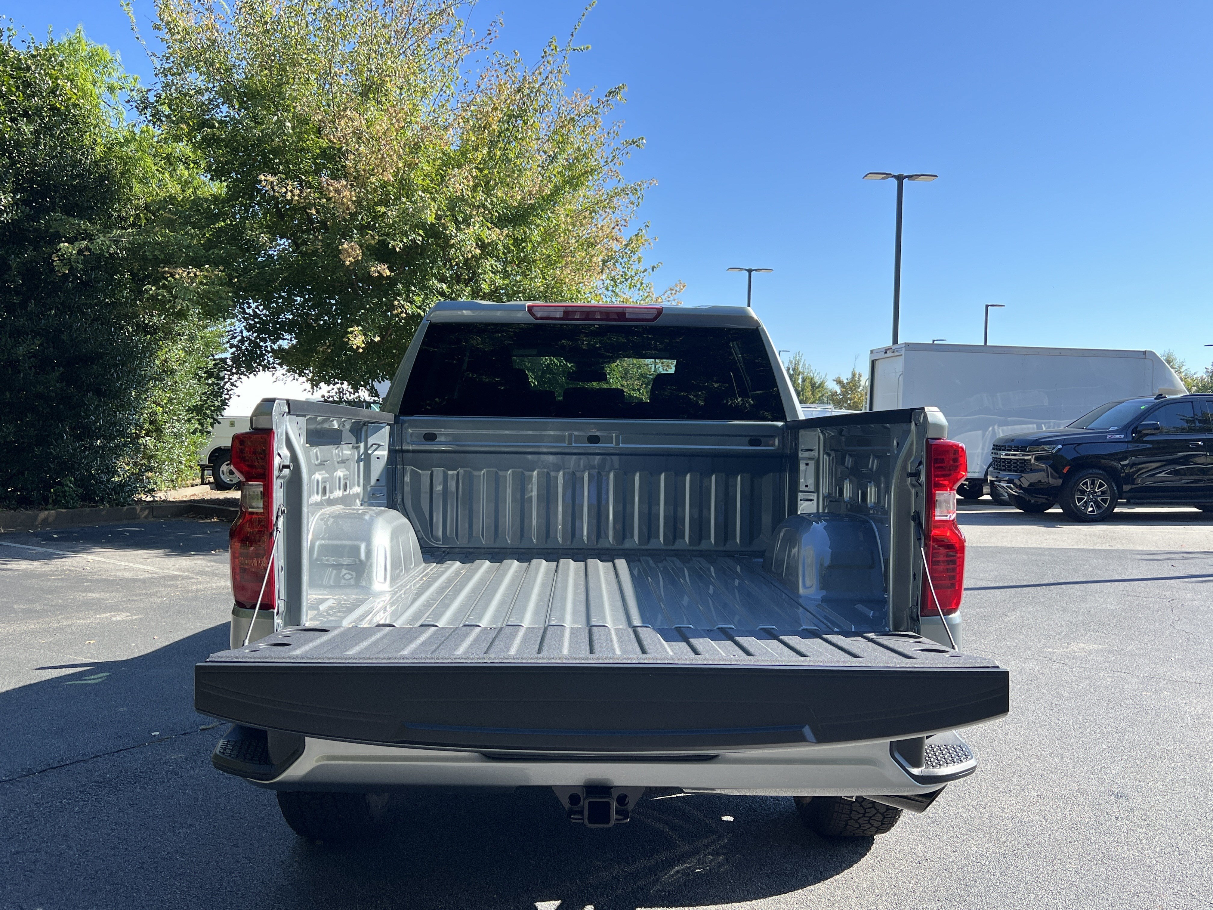 New 2026 Chevrolet Silverado 1500 Custom w/ Turbomax Blackout Package AWD/4WD image 11