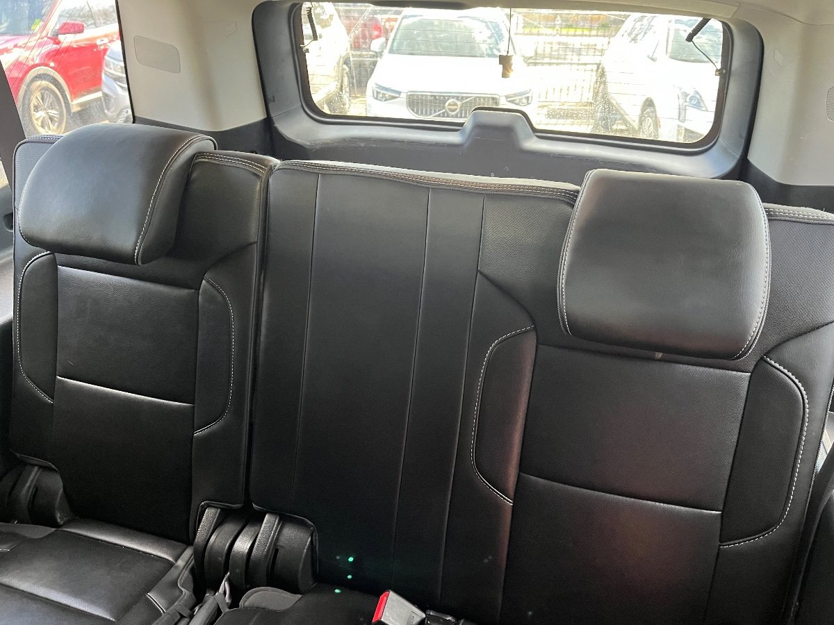 Used 2017 GMC Yukon XL Denali w/ Open Road Package RWD image 14