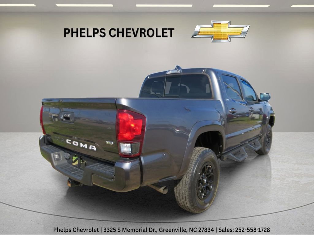 Used 2022 Toyota Tacoma SR5 w/ Technology Package image 8