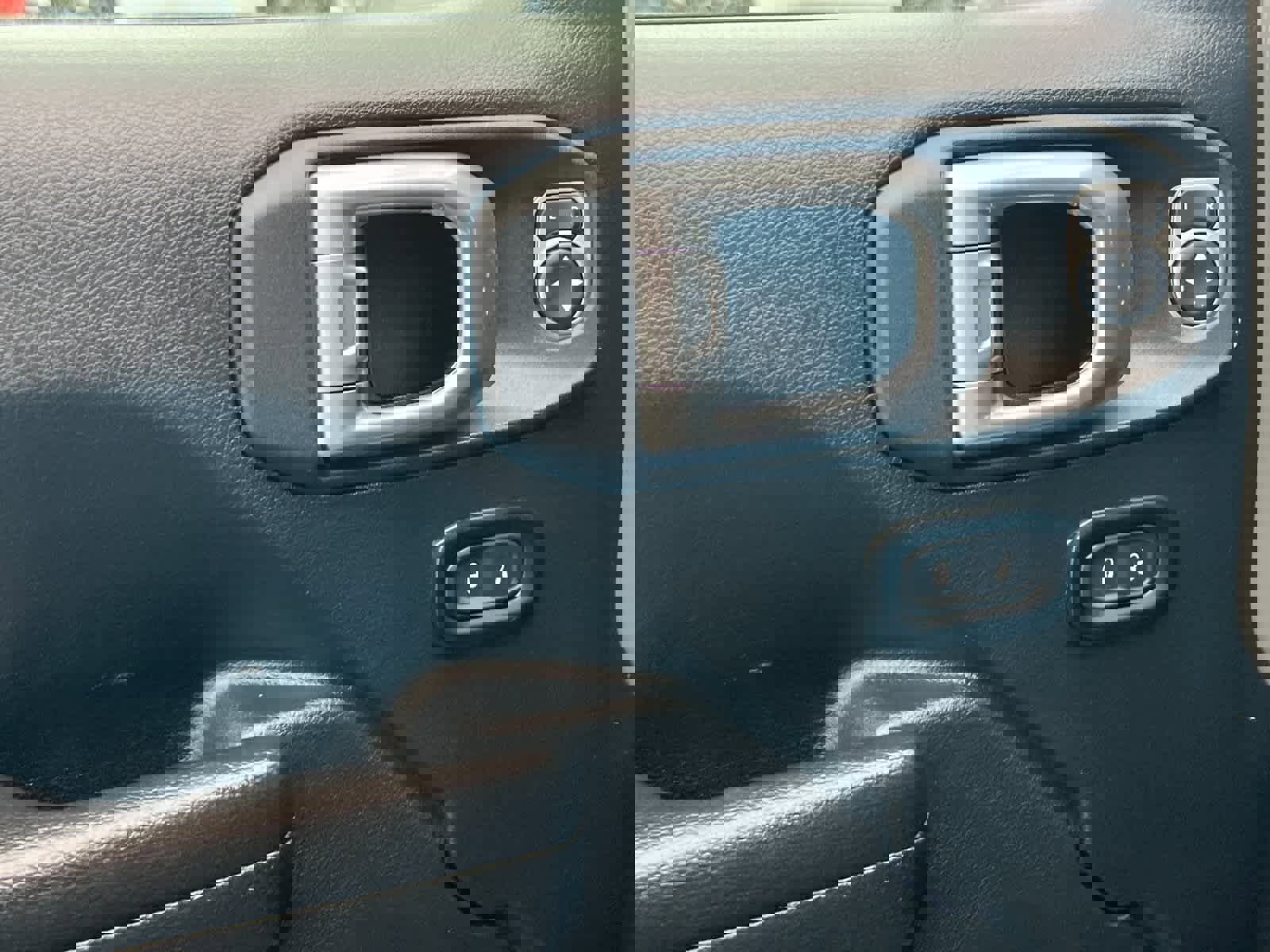 Used 2022 Jeep Wrangler Unlimited Sport image 12