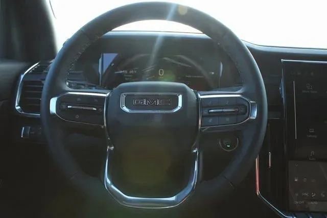 New 2025 GMC Acadia Elevation w/ LPO, Floor Liner Package image 23