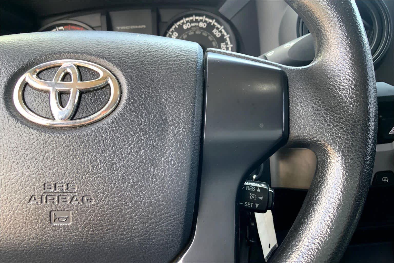 Used 2016 Toyota Tacoma SR w/ SR Convenience Package RWD image 25