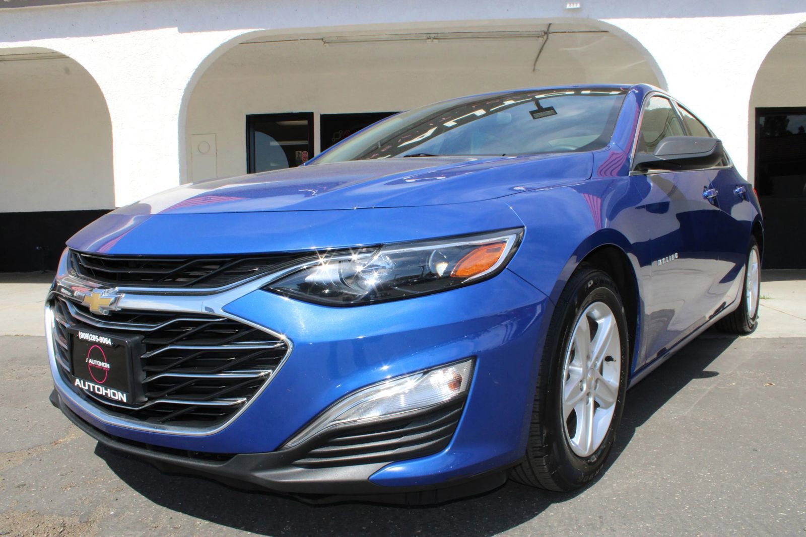 Used 2023 Chevrolet Malibu LS image 4