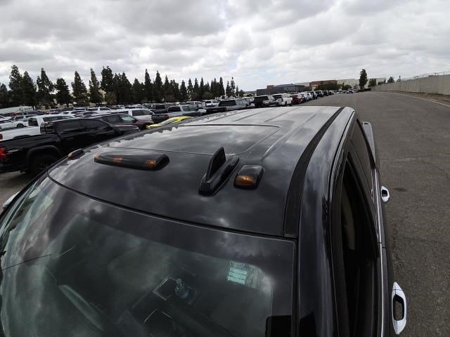 Used 2018 GMC Sierra 2500 Denali w/ Duramax Plus Package AWD/4WD image 11