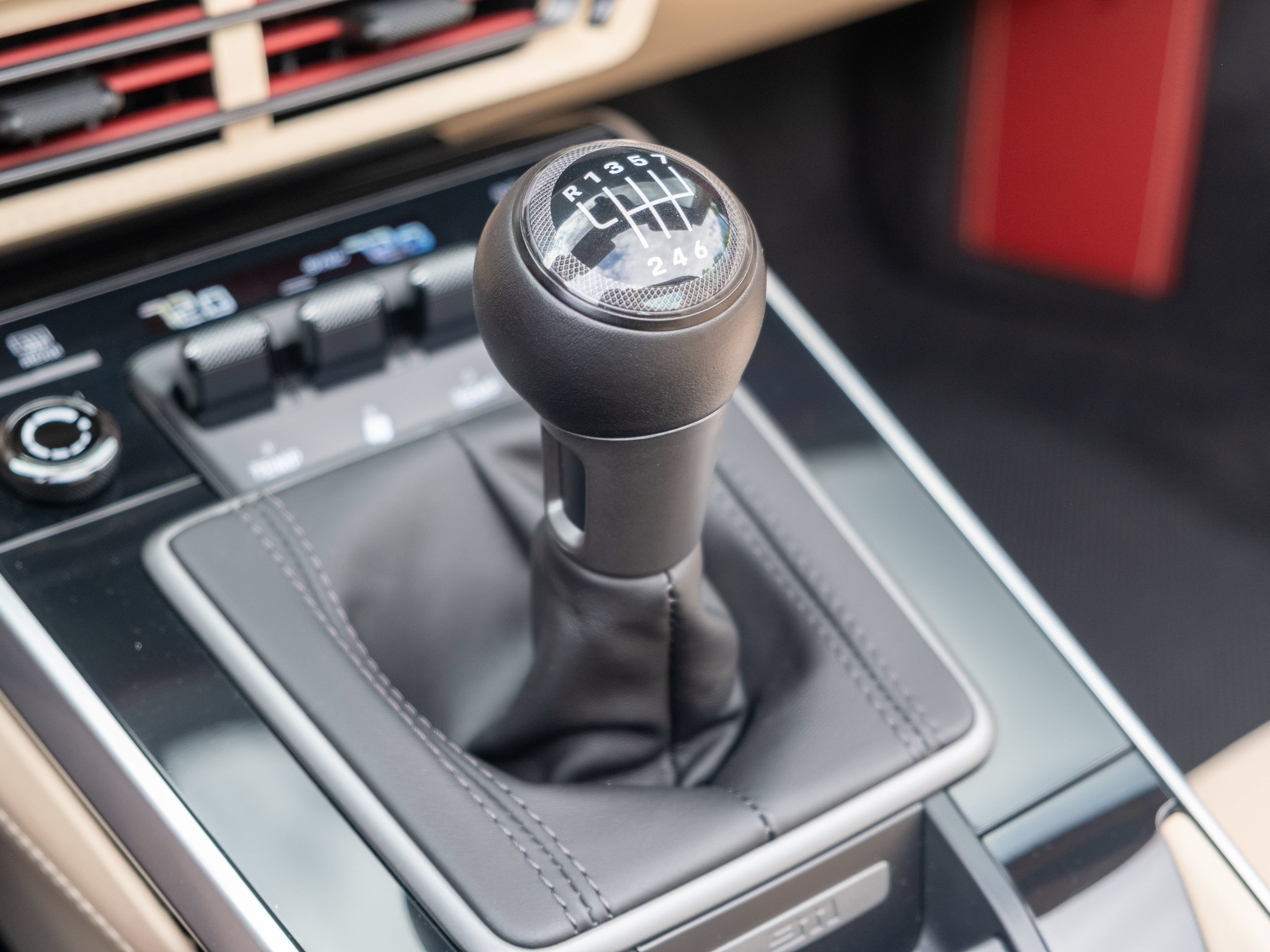 Certified 2021 Porsche 911 AWD/4WD image 47