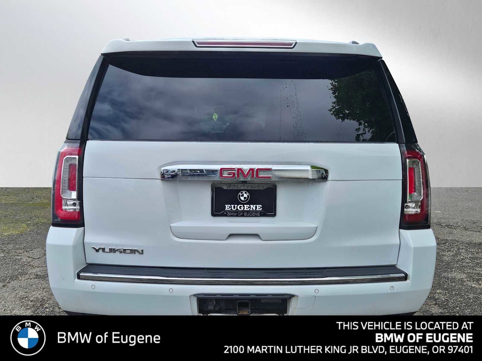 Used 2017 GMC Yukon Denali w/ Open Road Package image 4