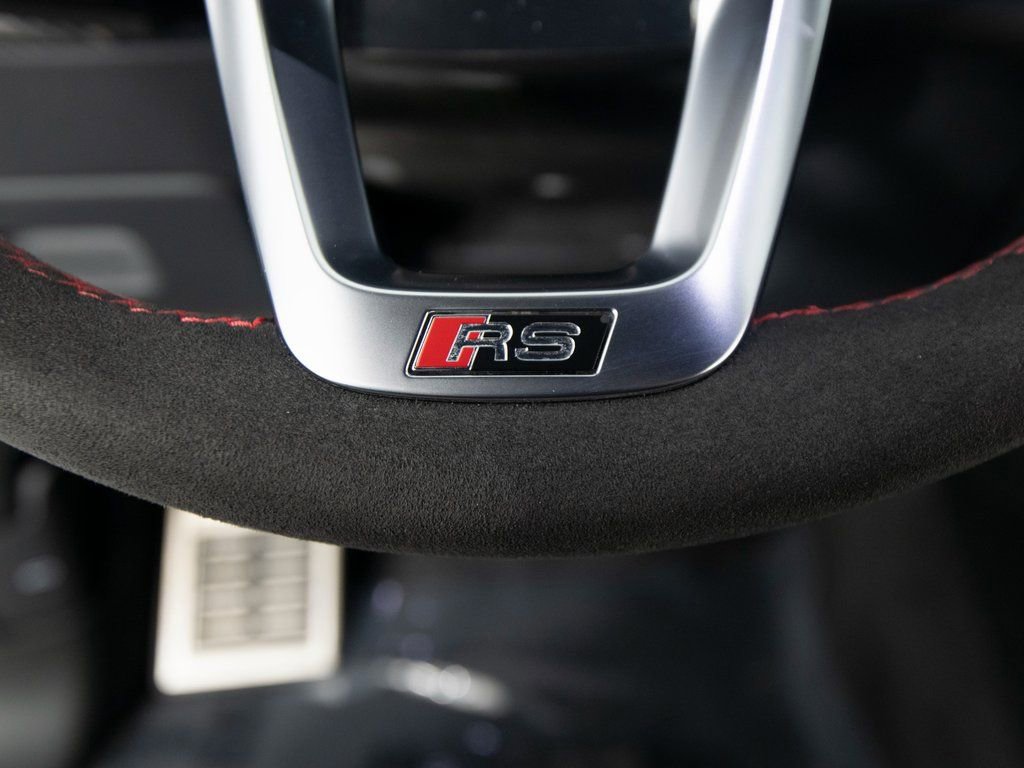 Used 2024 Audi RS Q8 image 25
