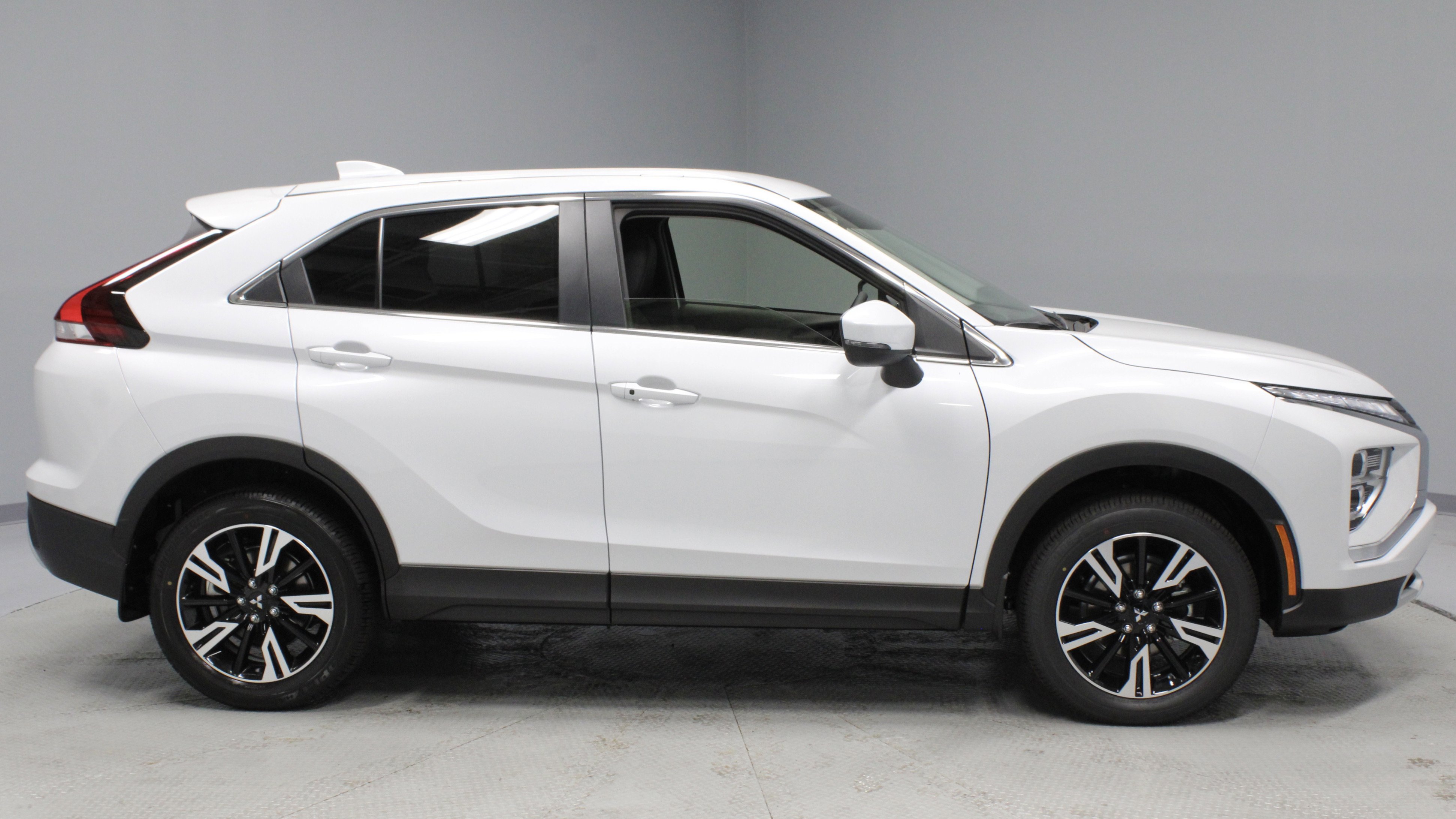 New 2026 Mitsubishi Eclipse Cross SE image 9
