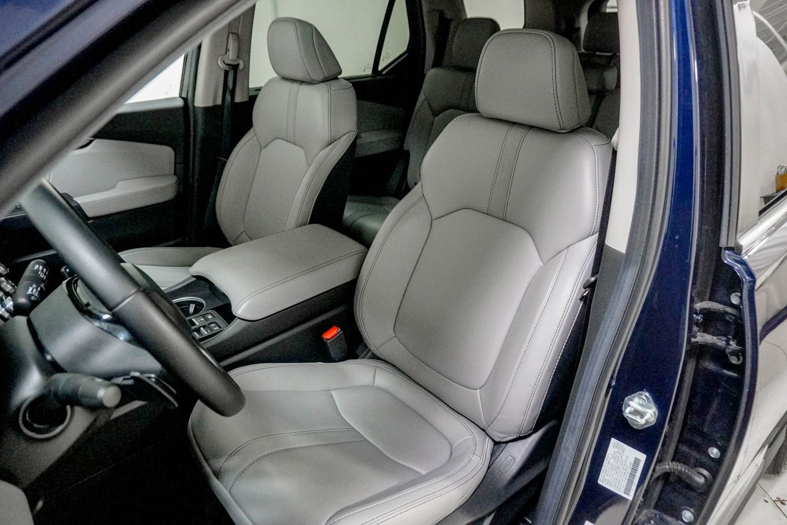 Certified 2025 Honda Pilot Touring image 19