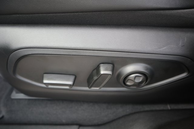 New 2025 Jeep Grand Cherokee Altitude image 7