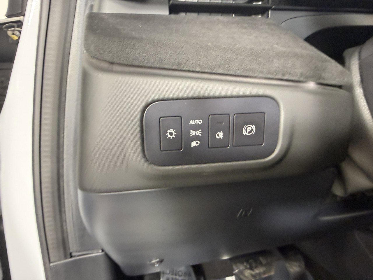 Used 2023 Fisker Ocean Ultra AWD/4WD image 23