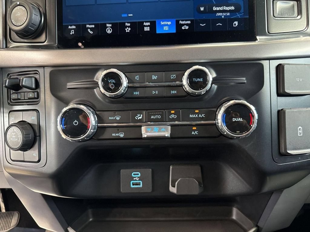 Used 2024 Ford F150 XLT w/ Tow/Haul Package AWD/4WD image 22