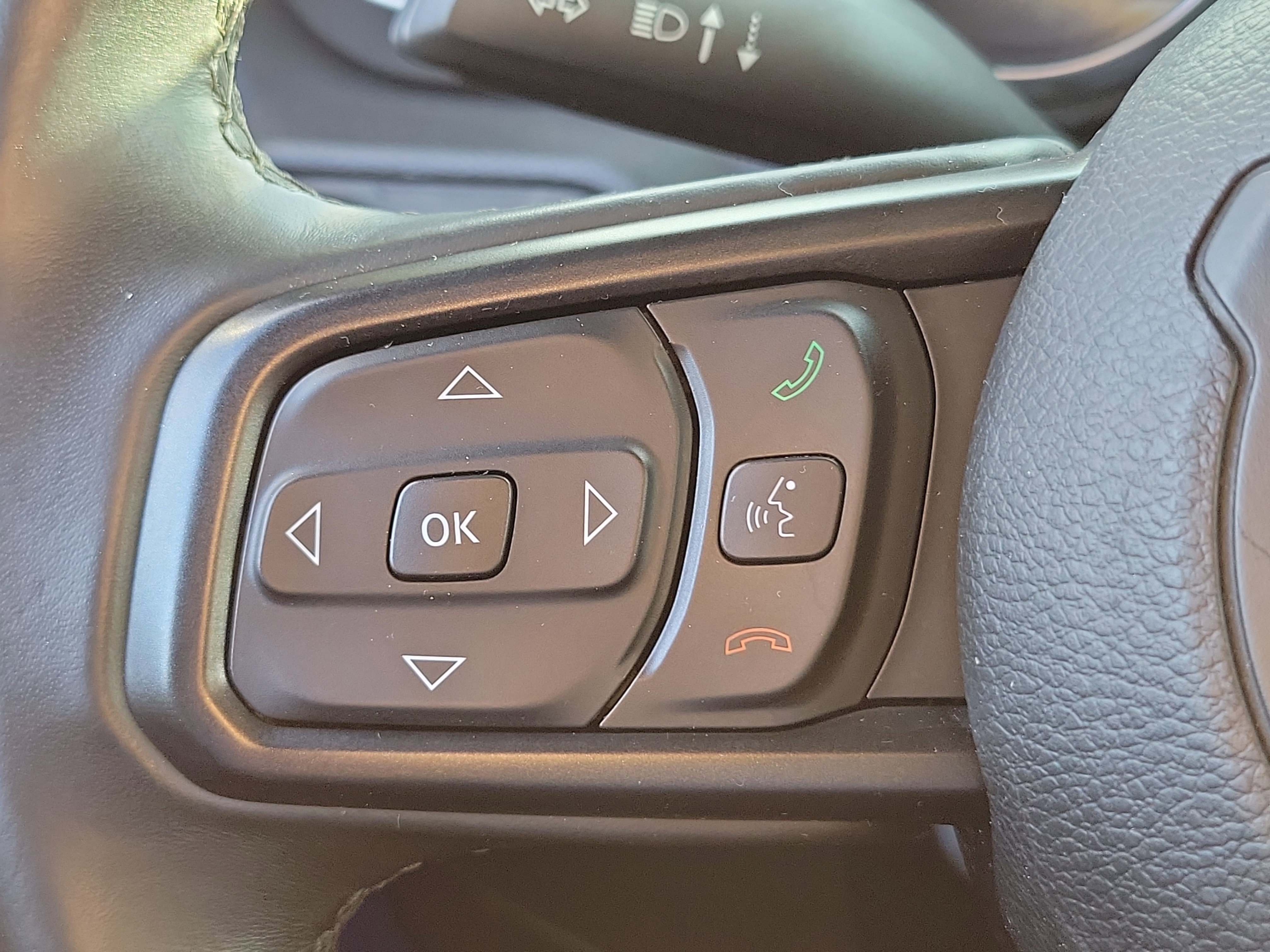 Used 2020 Jeep Wrangler Sport image 17