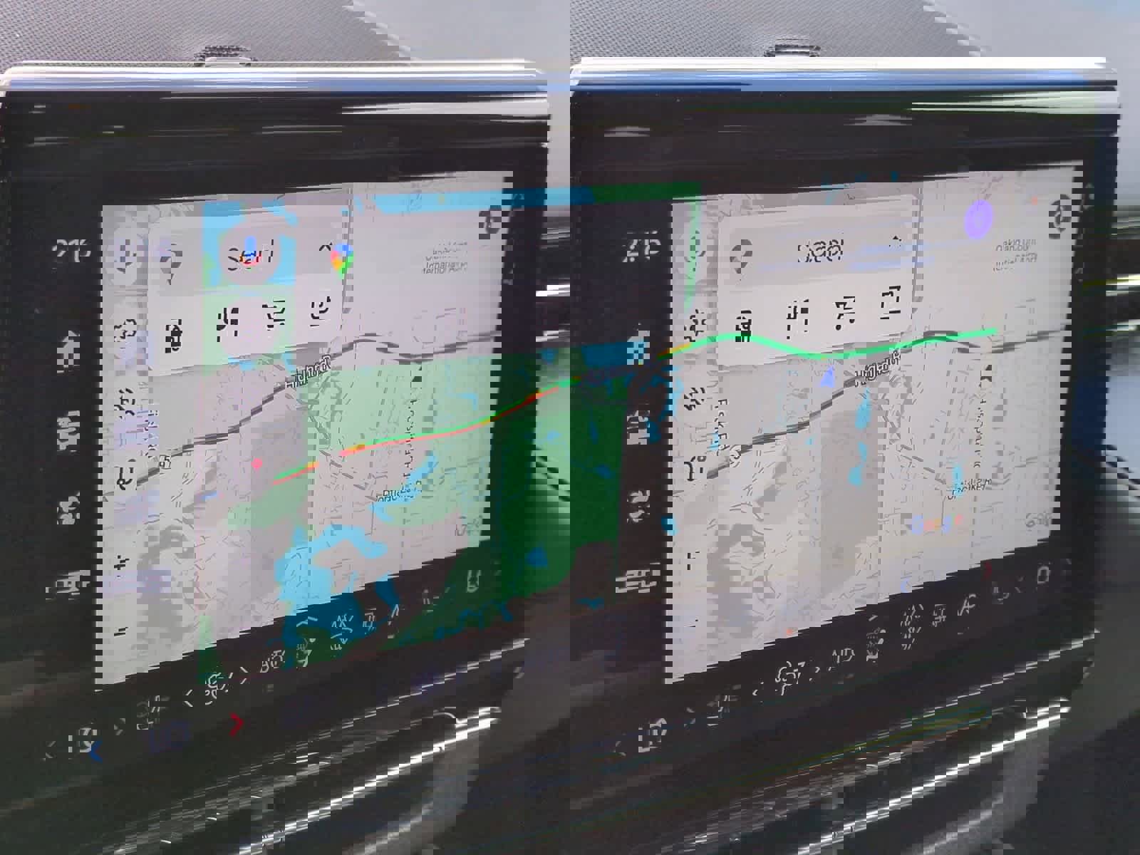 Used 2024 Lincoln Nautilus Reserve w/ Equipment Group 202A image 30