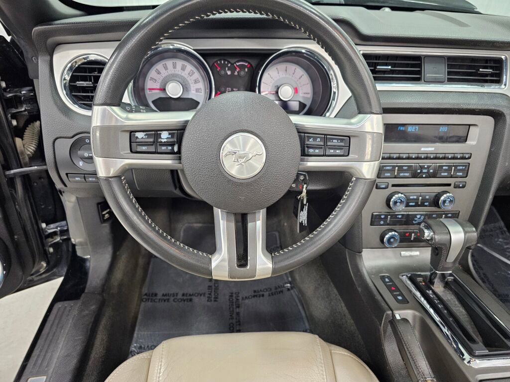Used 2012 Ford Mustang GT Premium RWD image 21