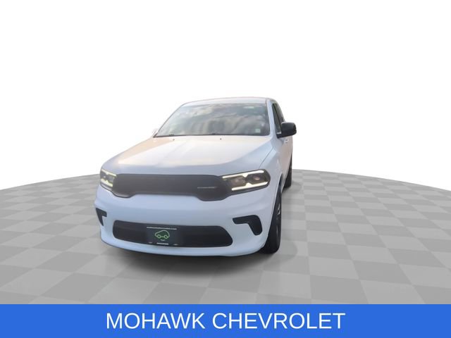 Used 2025 Dodge Durango GT AWD/4WD image 3