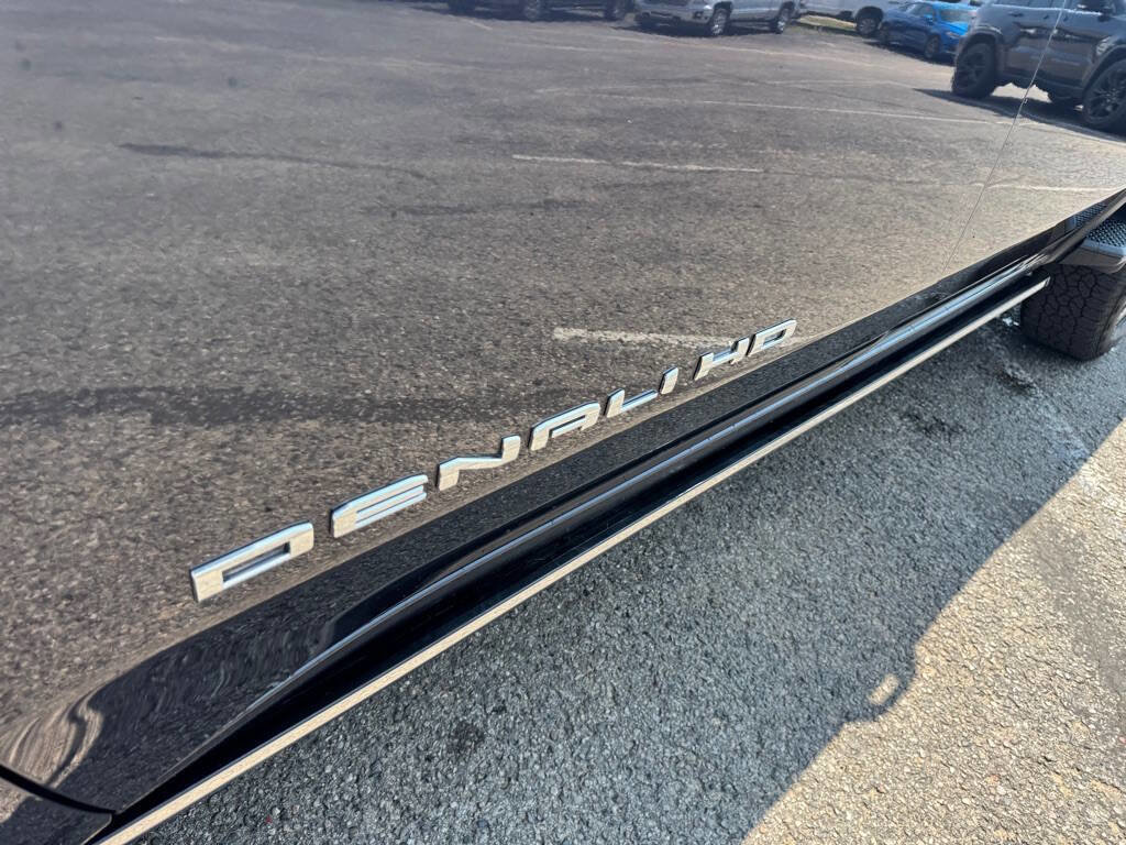 Used 2024 GMC Sierra 2500 Denali w/ Denali Reserve Package image 11