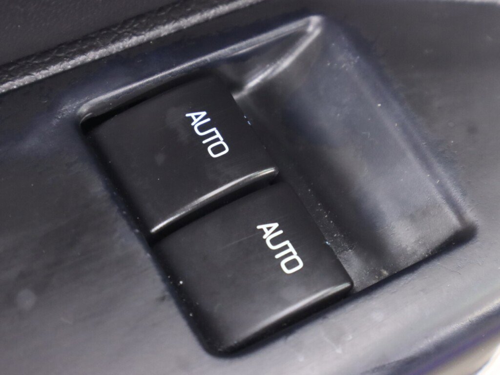 Used 2014 Ford Mustang Coupe image 22