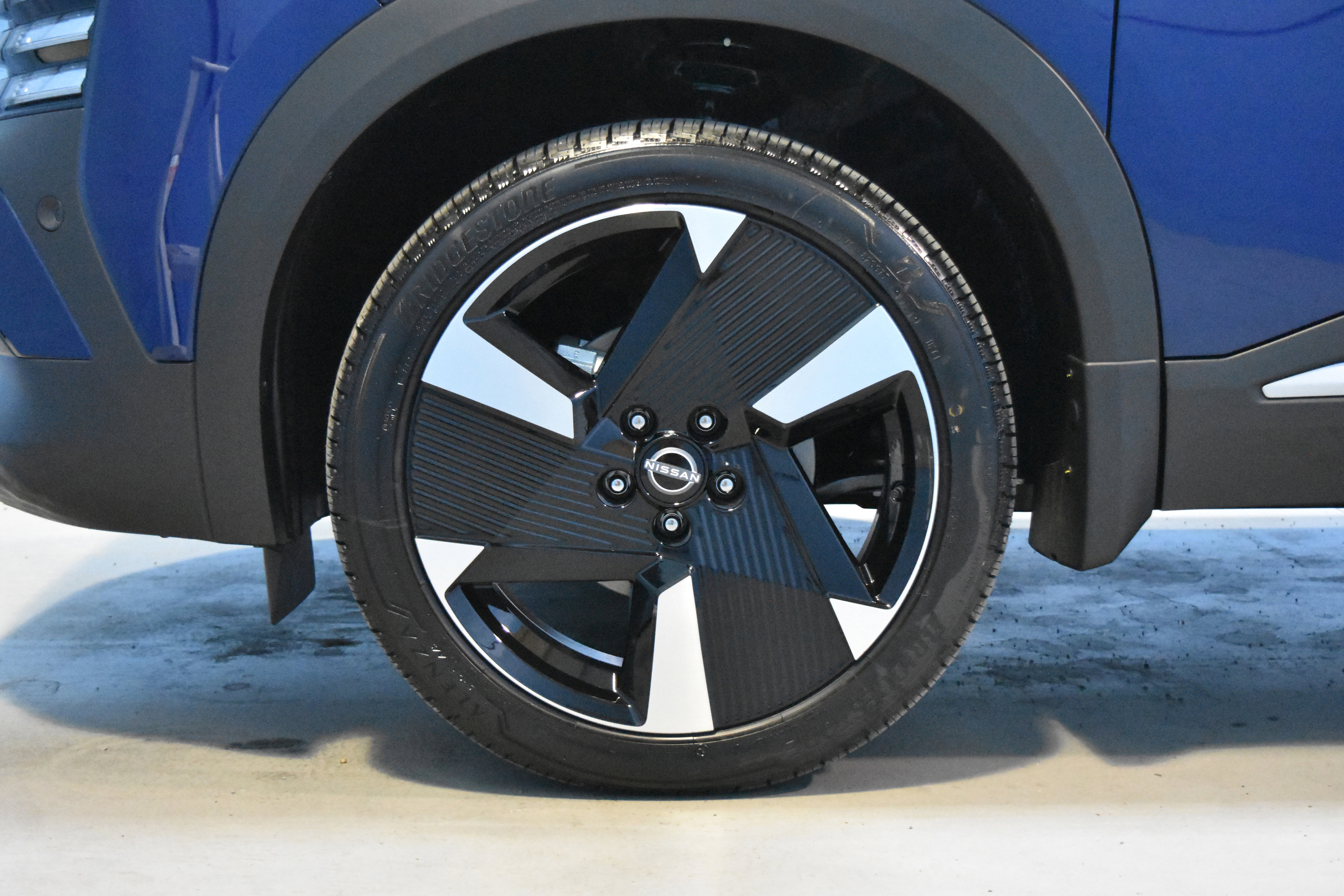 New 2026 Nissan Kicks SR w/ SR Premium Package image 22