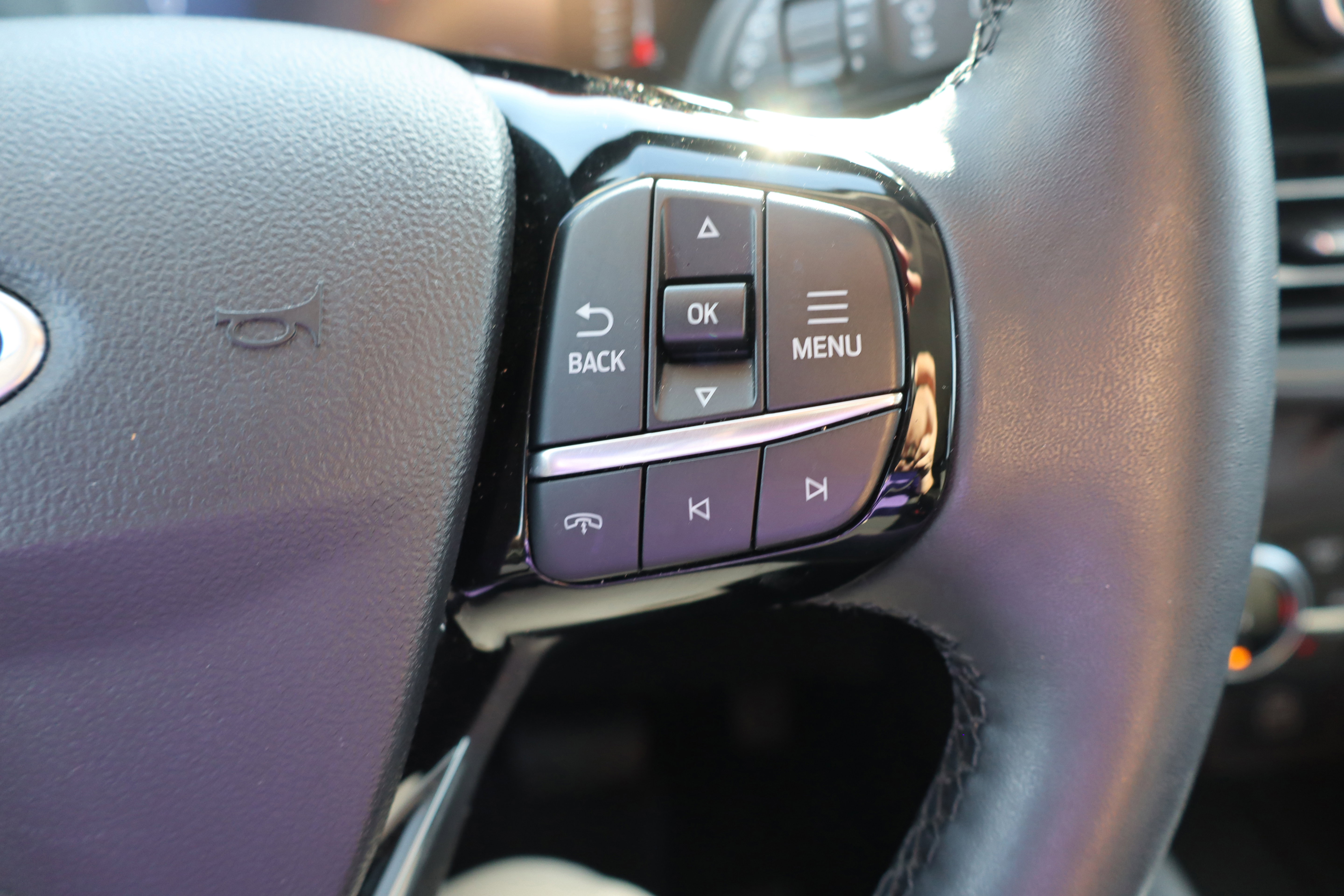 Used 2024 Ford Escape Active image 17