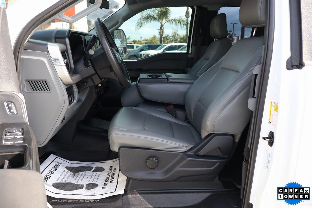 Used 2023 Ford F250 XL w/ Snow Plow/Camper Package image 17