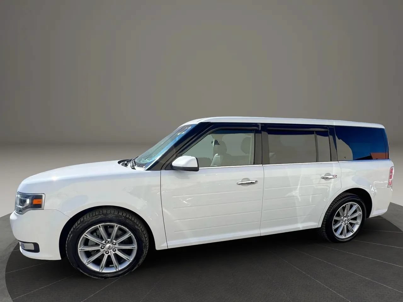Used 2019 Ford Flex Limited AWD/4WD image 8