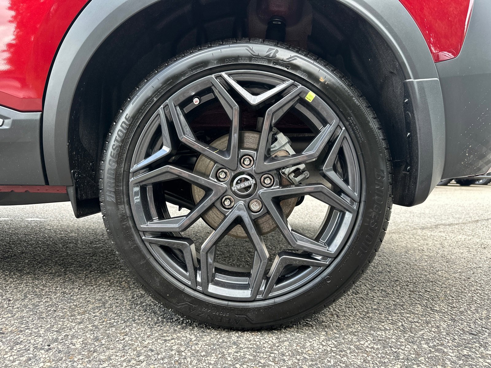 New 2025 Nissan Kicks SR image 19