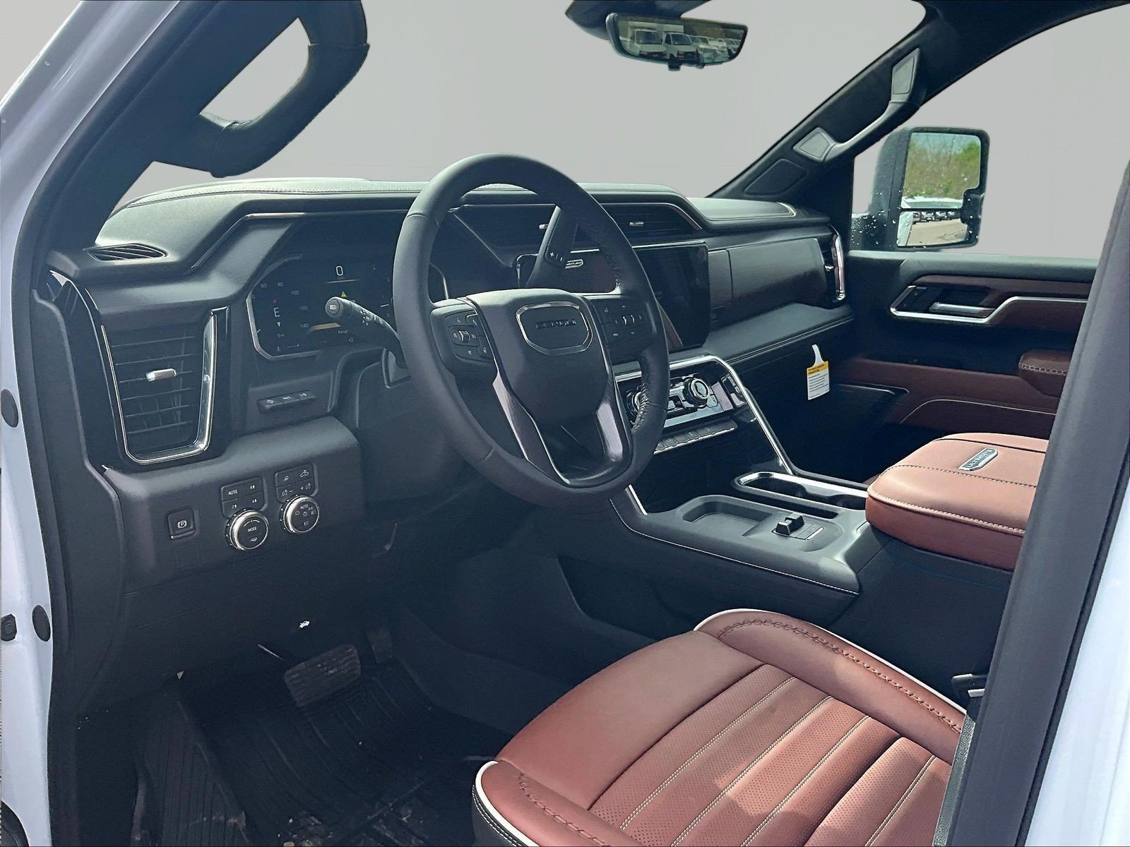New 2026 GMC Sierra 2500 Denali Ultimate w/ LPO, Black Badging Package AWD/4WD image 9