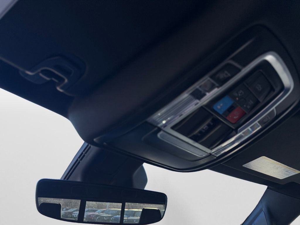 Certified 2025 RAM 1500 Laramie image 27